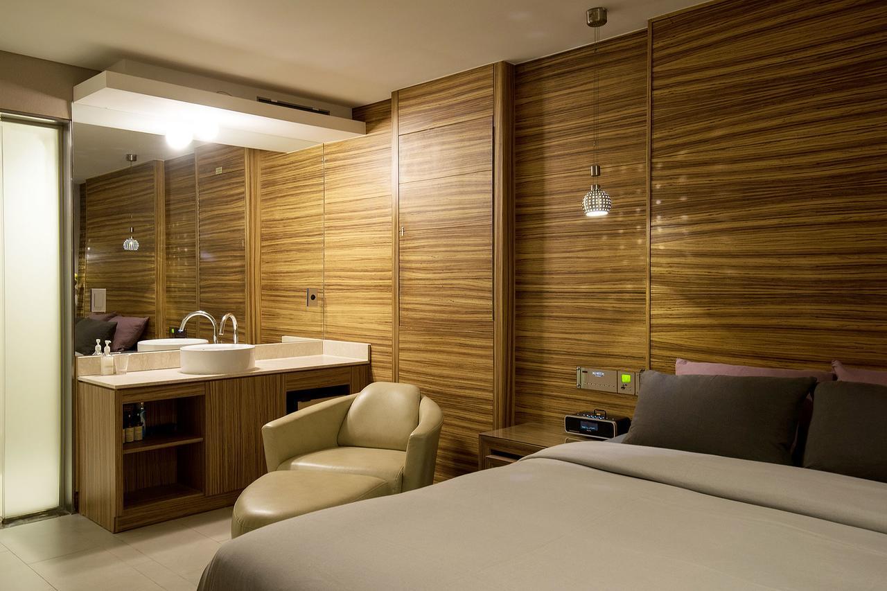 Nineth Hotel Seoul Bagian luar foto